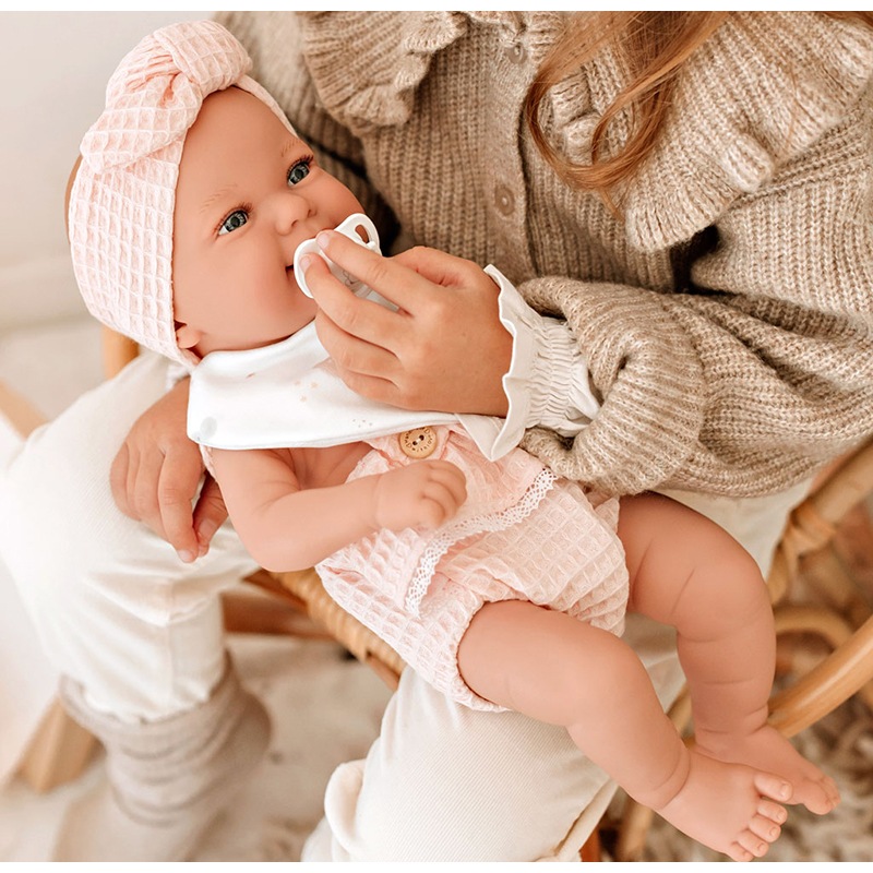Boneca Elegance Zoe Rosa com Muda Fraldas e Babete 42cm - Imagem 4