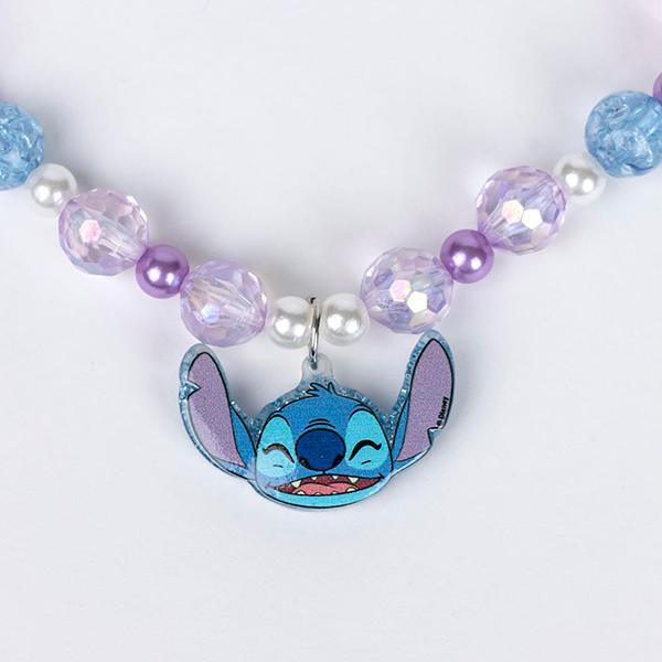 Conjunto de acessórios e joias Stitch, o divertido personagem da Disney.
Inclui uma divertida tiara com orelhas, um colar com pingente e uma pulseira Ohana.
Dimensões: 12,5 x 19 x 1 cm.
Idade recomendada: +3 anos. - Imagem 3
