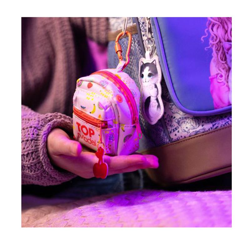 Top Model Micro Mochila con Set de Papelería - Imagen 4