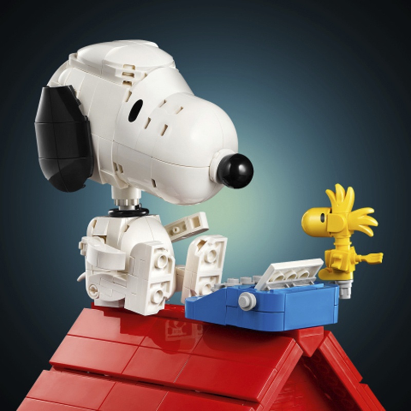 Lego Ideas 21368 - Peanuts: La Caseta de Snoopy - Imagen 5