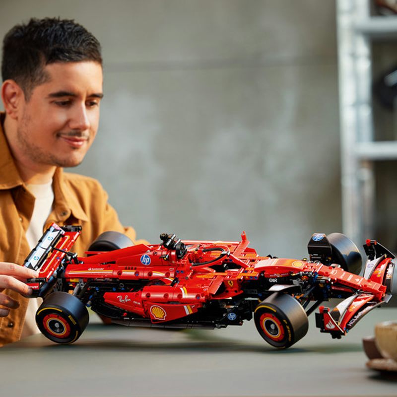 Lego Technic 42207 - Coche Ferrari SF-24 F1 - Imagen 3