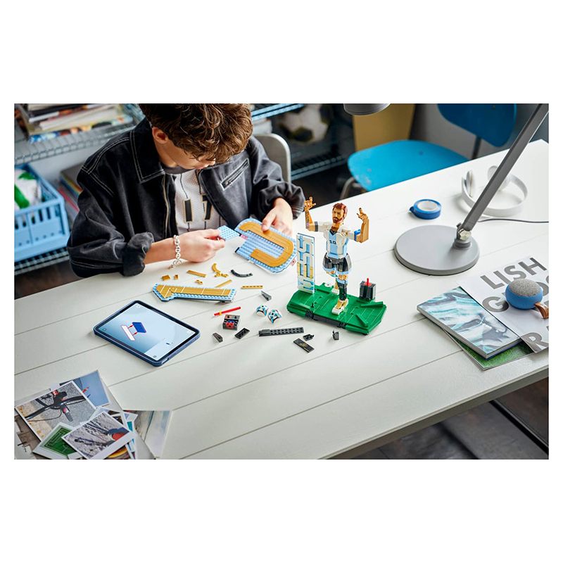 Lego Editions 43015 - Lionel Messi: Leyenda del Fútbol - Imagen 5