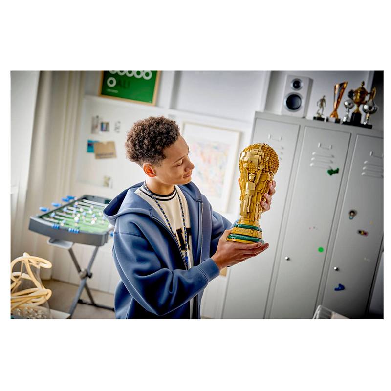 Lego Editions 43020 - Troféu Oficial da Copa do Mundo da FIFA - Imagem 4
