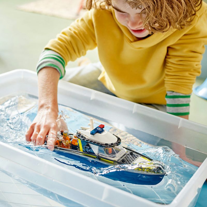 Lego City 60456 - Perseguição em Barco de Polícia - Imagem 3