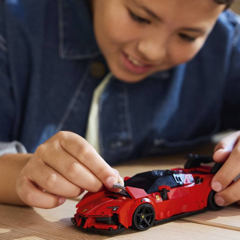 Lego Speed Champion 77254 - Carro Desportivo Ferrari SF90 XX Stradale - Imagem 5