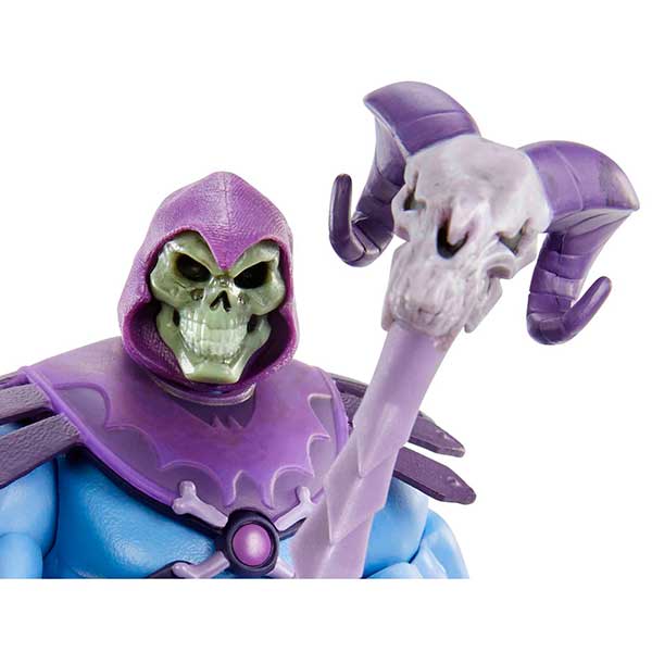 Masters del Universo Revelacion Figura Skeletor 18cm - Imagen 2