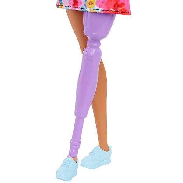 Barbie Fashionista Boneca Vestido floral de um ombro com prótese de perna - Imagem 5