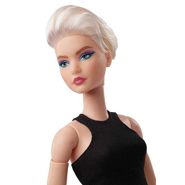 Barbie Signature Looks Cabelo Loiro e Vestido Branco - Mattel