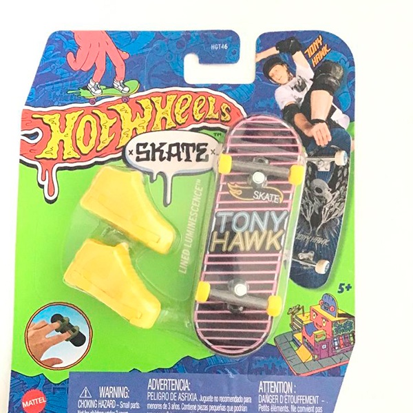 Hot Wheels Skate De Dedo Com Tenis Homem Aranha